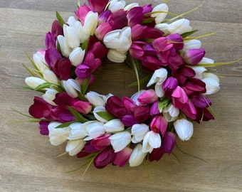 Small Fuchsia and Cream Tulip Wreath, Spring Wreath, Summer Wreath, Front Door Decor, Mother’s Day