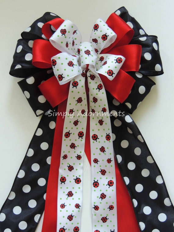 Ladybug bow, LadyBug Wreath bow, baby shower Decor, Ladybug birthday party decor, Summer wreath bow, Door bow, Wreath embellishment gift bow