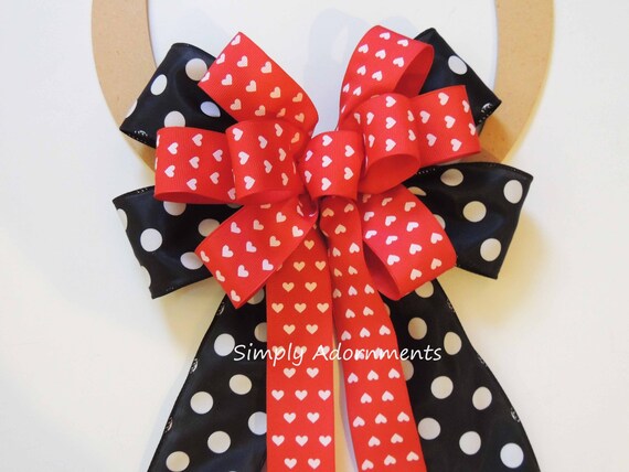 Valentine Red Heart bow, Valentine Wreath Bow, Glitter Red Heart Bow, Valentine Sign Bow, Valentine red Heart Door bow, Valentine Gift Bow