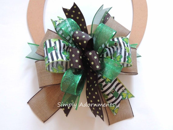 St Patrick Bow, Hunter Shamrock Bow, St Patrick's lantern Bow, St Patrick Shamrock Bow, Shamrock gift Bow, wreath door bow, Green burlap Bow