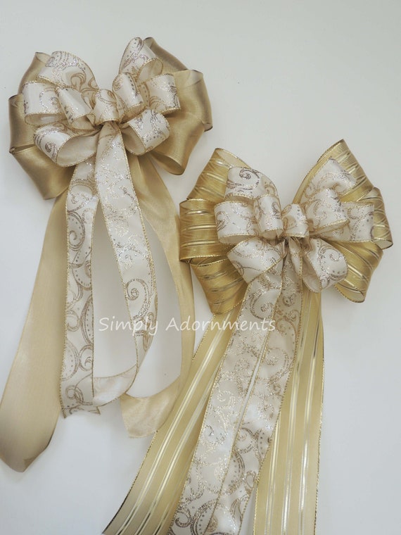 wedding pew bows