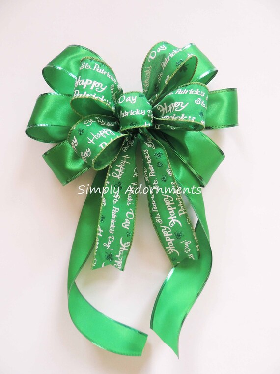 Happy Saint Patrick's Day Scripts Bow, Kelly St Patrick's Bow, Kelly St Patricks Wreath Bow, St Pats Door Sign Bow, St Patrick door bow
