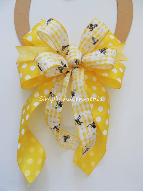 Yellow Bee Bow, Yellow Spring bow, Bee Door Hanger Bow, Yellow themed Lantern Bow, Yellow Door Sign Bow, Bee and Daisy Wreath Bow Spring Bow