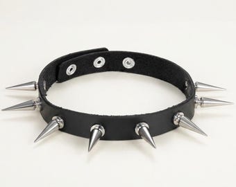 Black Faux Leather Spike Choker Necklace 16" Punk Gothic Fashion Jewelry