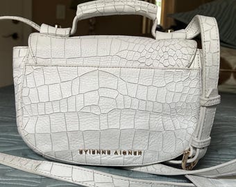 Vintage White Croc Embossed Saddle Bag | Y2K Minimalist Crocodile Top Handle Crossbody Purse | Off White Leather Coquette Shoulder Bag