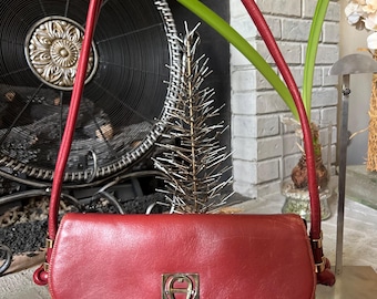 Vintage Handmade Etienne Aigner Red Leather Shoulder Bag | 90s Minimalist Knotted Strap Flap Purse | Burgundy Oxblood Old Money Artisan