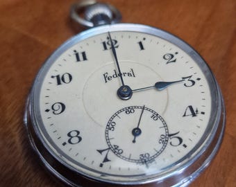 Vintage FEDERAL Open Faced Mens Pocket Watch Circa 1930/40's