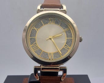 NEW LOOK ladies Fashion quartz watch with loght brown leathe strap
