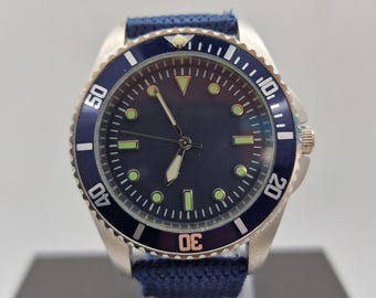 Eaglemoss SBS Commando style quarts dive watch. A perfect homage to the iconic 1970s British Special Boat Service