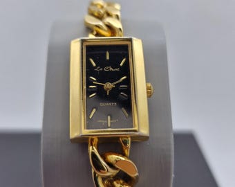Vintage LE CHAT ladies quartz Tank style dress watch with chunky Curd chain bracelet, blak dial
