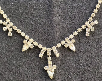 1950s Teardrop Rhinestone Necklace