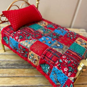 1:12 Scale Miniature Dollhouse Quilt Set, 1990s Joan Kessler Christmas