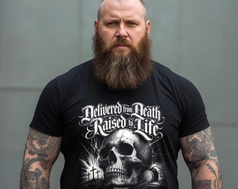 死から救われ、命に蘇った、コンフォートカラーズ クリスチャンスカルシャツ、聖句シャツ、ローマ人への手紙6章8節、イエスシャツ、クリスチャンギフト