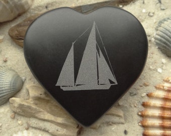 Heart Basalt Sailboat Ketsch Mast & Schotbruch Engraving - Lucky Charm maritim - Talisman for Sailors