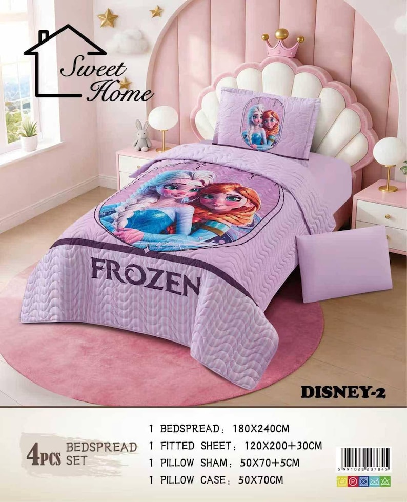 May include: A 4-piece Disney Frozen bedspread set in light purple featuring Elsa and Anna. The set includes a bedspread measuring 180x240cm, a fitted sheet 120x200+30cm, a pillow sham 50x70+5cm, and a pillowcase 50x70cm. The fabric has a wavy quilted texture.