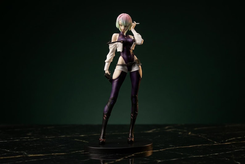 Figura de Lucy de Cyberpunk Edgerunners, 17 cm, PVC premium, figura de anime, estatua de colección, Netrunner Hacker imagen 1