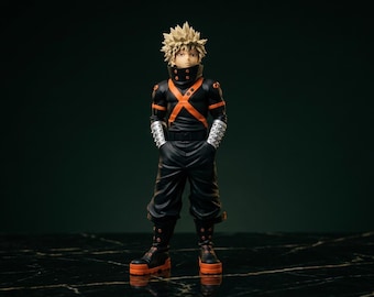 Figura de Katsuki Bakugo de My Hero Academia, 7.ª temporada, BANPRESTO, estatua de anime, modelo de PVC premium para coleccionistas, en caja.