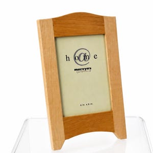 Vintage Mervyn's California Solid Wood Picture Frame | 4x6 Curved Tabletop Decor