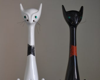 1950's Ceramic Cat Figurine