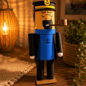 Handcrafted nutcracker - Captain