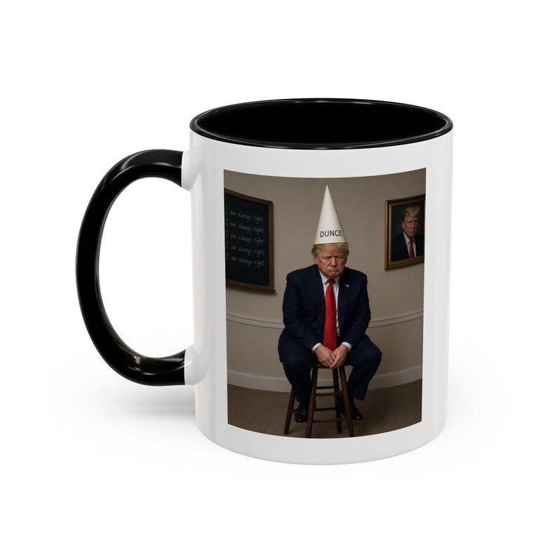 Trump photo in Dunce Cap image 4
