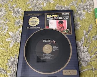 Elvis Presley oprawił złotą płytę kolekcjonerską „Blue Christmas”