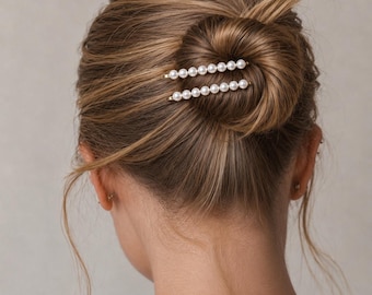 Pearl Bobby Pins Set of 2, Gold or Silver Hair Pins, Elegant Hair Accessories, Bridal Hair Jewelry, Bridesmaid Gift, Minimalist Pearl Clips