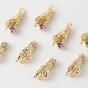 hand charm - gold gesture charms - 2pcs  raw brass plating gold Hand connector pedant yxl45
