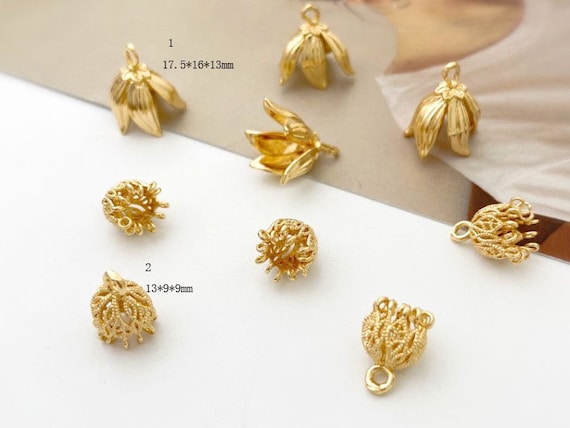 Gold Filigree Flower Bead Caps With Loop , Brass Metal Bead Caps for Jewelry  Making Supplies 