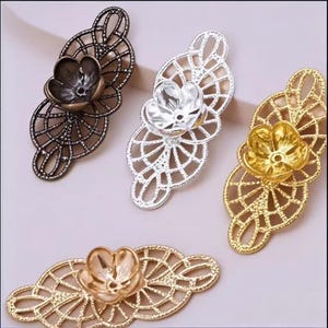 Filigrane Blumen Lünette Basis, Spitzenmuster Cabochon Rohling für Harz und Halsketten Anhänger Herstellung (10 Stück)
