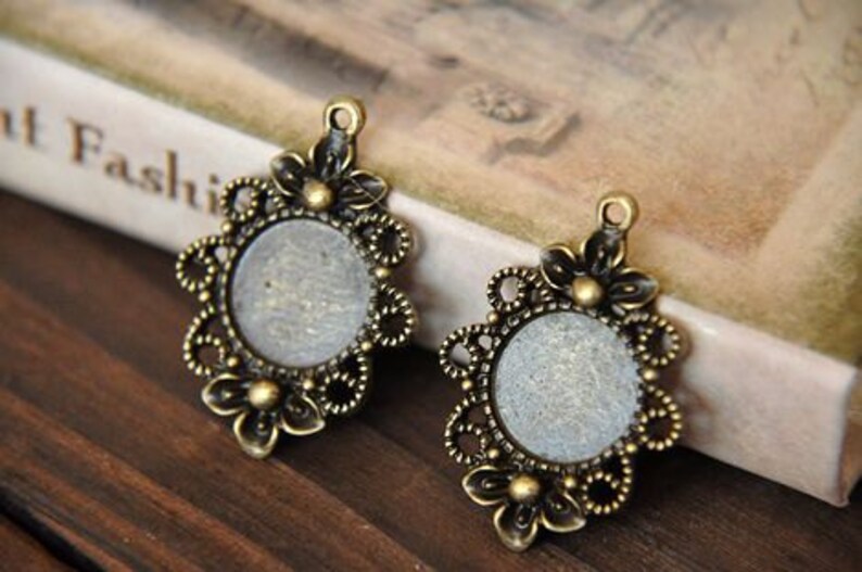 antique Bronze bezel Cameo Setting Charm pendant 10 pcs vintage style plating antique bronze cab finding