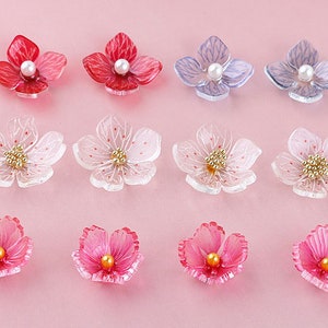 桜の花ビーズ - ジュエリー作りに最適なカラフルなアクリルと樹脂の桜の花ビーズ