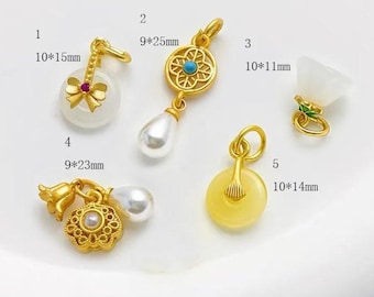 Ciondolo a ciambella in giada, ciondolo con gancio in zirconi cubici, ciondolo a disco minimalista per collane fai da te, creazione di gioielli boho moderni (4 pezzi)