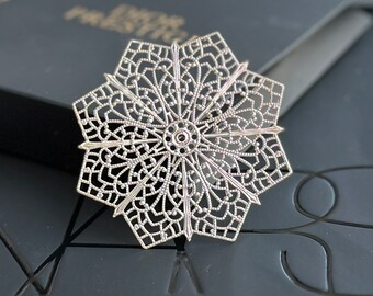Large Filigree Round Pendant - Gold Metal Lace Charm for Necklace  6pcs