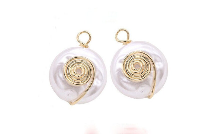 Colgante de perla chapado en oro, colgante de perla irregular, material para la fabricación de joyas modernas (4 unidades) imagen 5