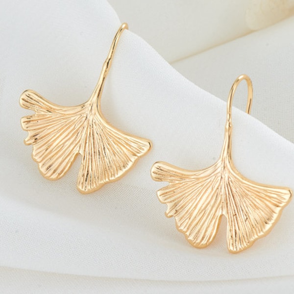 18K Gold Plated Brass ginkgo Leaf Ear Wires - Delicate ginkgo Leaf Chandelier Ear Hooks - Dainty Beaded Earring Components 4pcs