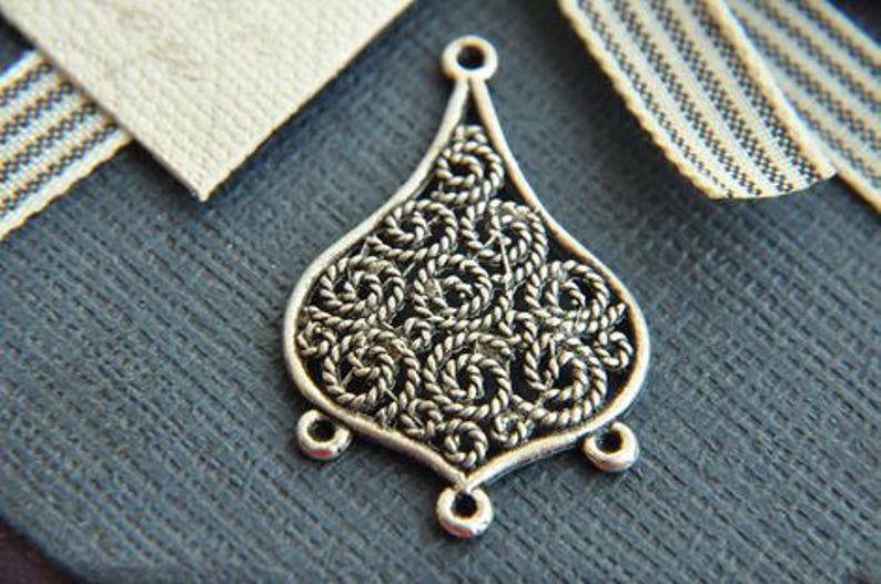 vintage metal charm-10pcs alloy antique silver flower earring pendant finding