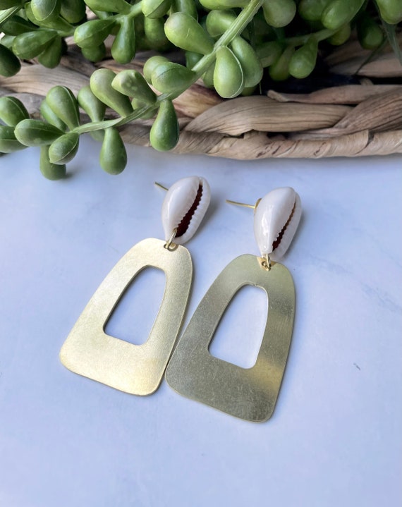 Cowrie Alontra Earrings