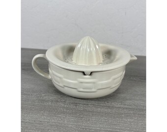 Longaberger Pottery Woven Traditions Ivory Ceramic Juicer Reamer 2 Piece Set