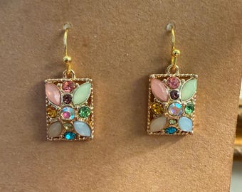 Joyful drop earrings