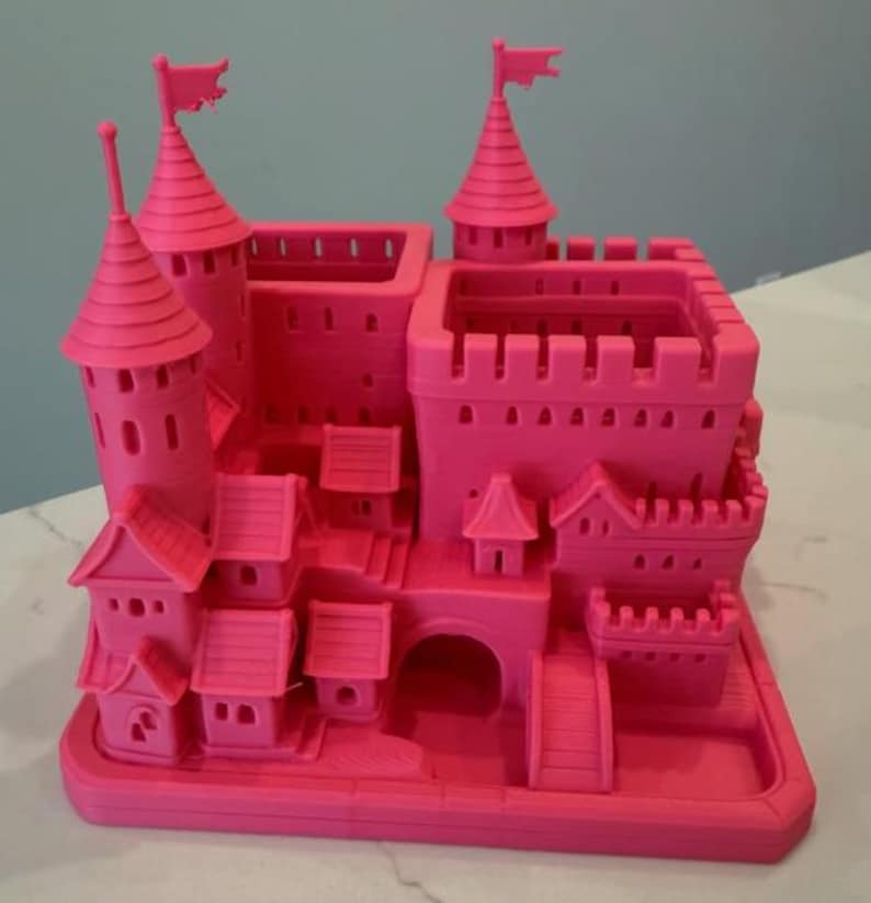 3D Gedruckte Burg Bleistifthalter Bild 2