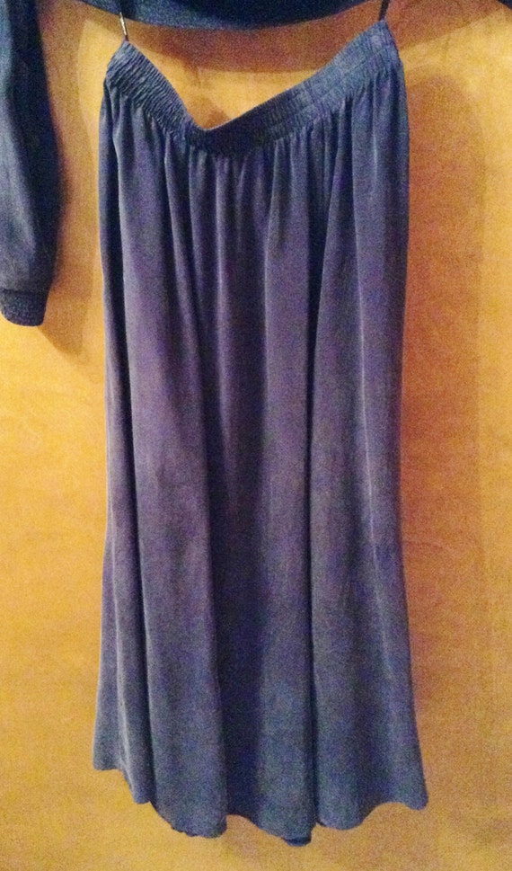 2 Piece navy blue rayon dress. - image 3