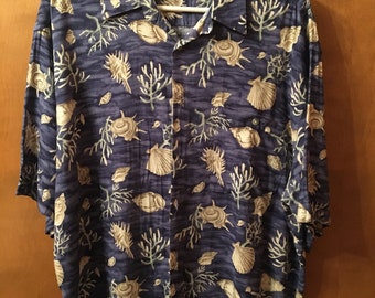 Men's shirt, Seashell design.