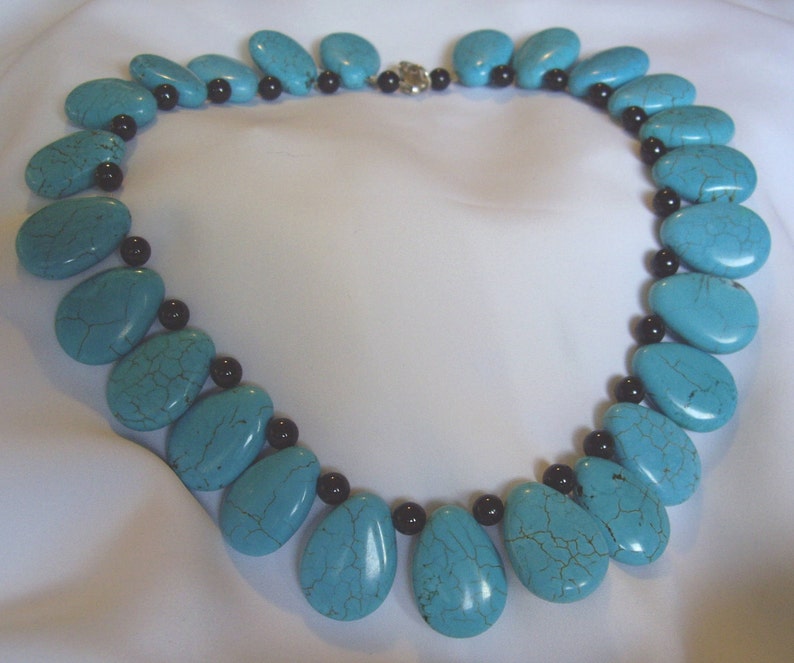 Turquoise Cleo collar. image 2