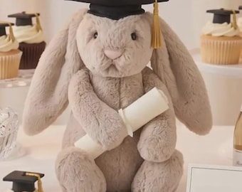 Traje de graduación del conejito tímido de Jellycat / Peluche de recuerdo de la promoción de 2026