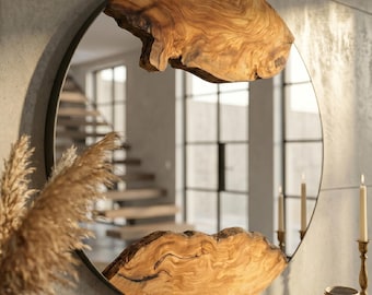 Runder Spiegel aus Olivenholz mit Live Edge, rustikale Wanddekoration