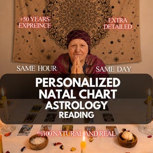 Può includere: Una persona con le mani giunte davanti a un tavolo con carte dei tarocchi, candele e ciotole. Il testo recita: +50 YEARS EXPREINCE, EXTRA DETAILED, SAME HOUR, SAME DAY, PERSONALIZED NATAL CHART ASTROLOGY READING, %100 NATURAL AND REAL.