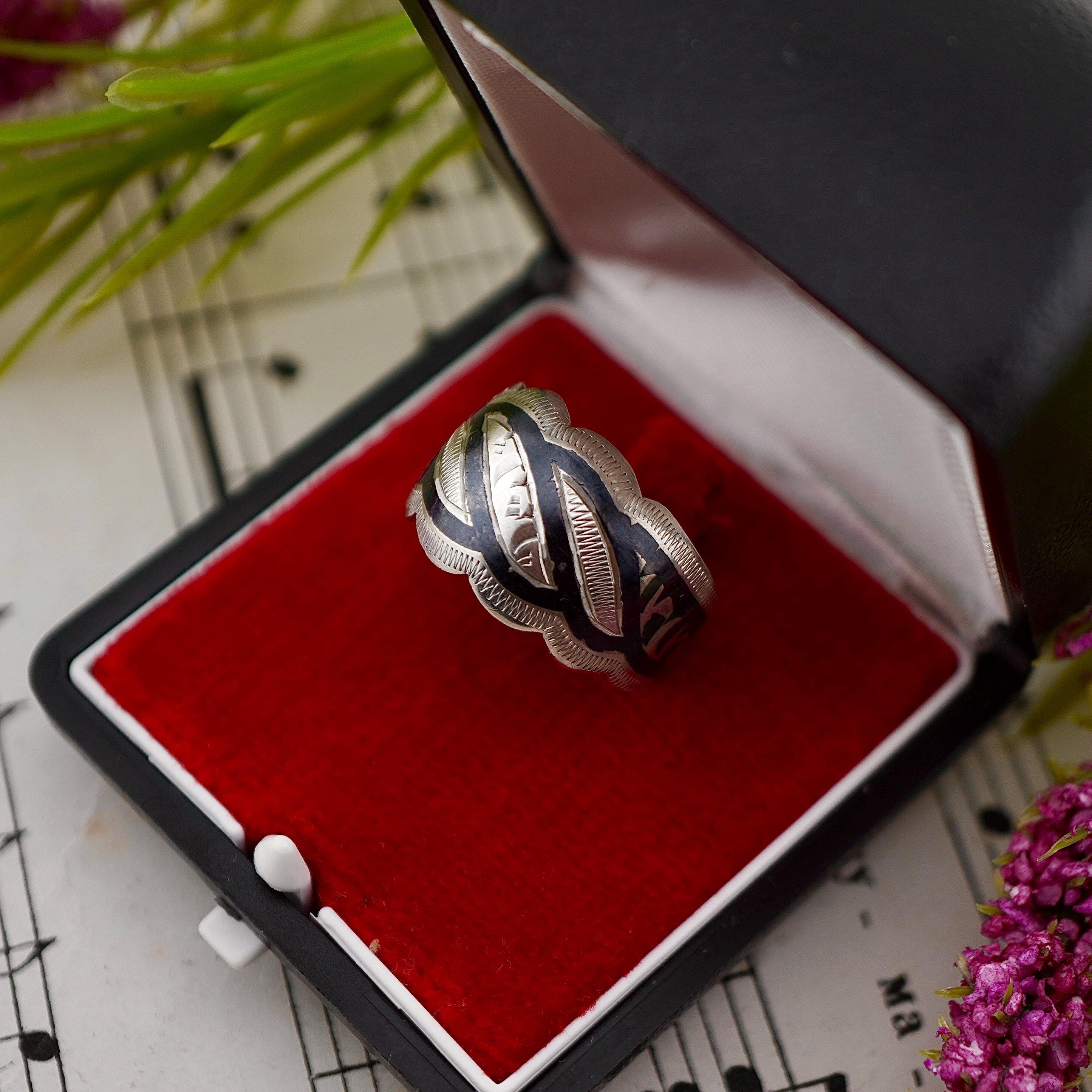 ロシア クバチ シルバーブラック リング アンティーク 875 Ussr Kubachi Rings - Etsy