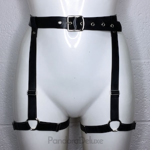 O Ring Latex Harness Belt - Pandora Deluxe