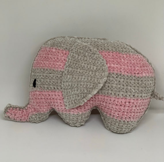 Crochet animal, elephant